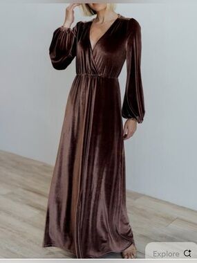 Baltic Born Sadie Velvet Stretch V-Neck Maxi Dress Size Large NWT